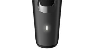 Lampjes geven aan wanneer de batterij leeg, bijna leeg of vol is of wordt opgeladen