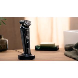 Shaver series 9000 Elektrisk rakapparat för våt- och torrakning