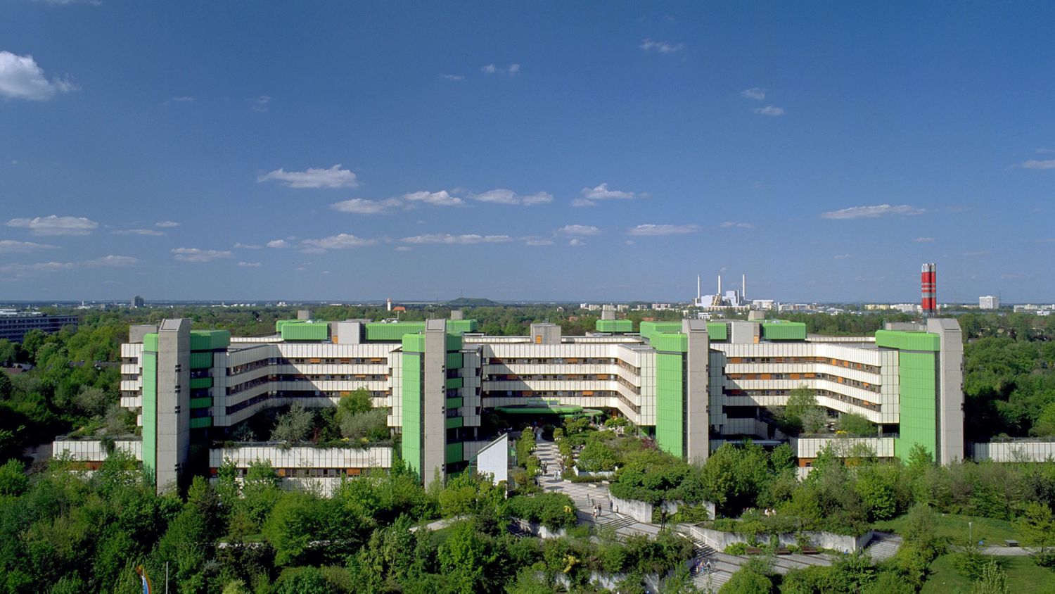 German hospital München Klinik building