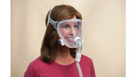 Full face mask for patients with adjustment difficulties