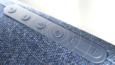 20 horas de tiempo de reproducción. Emparéjalo para obtener un sonido estéreo