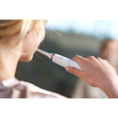 Whiter, healthier teeth for life