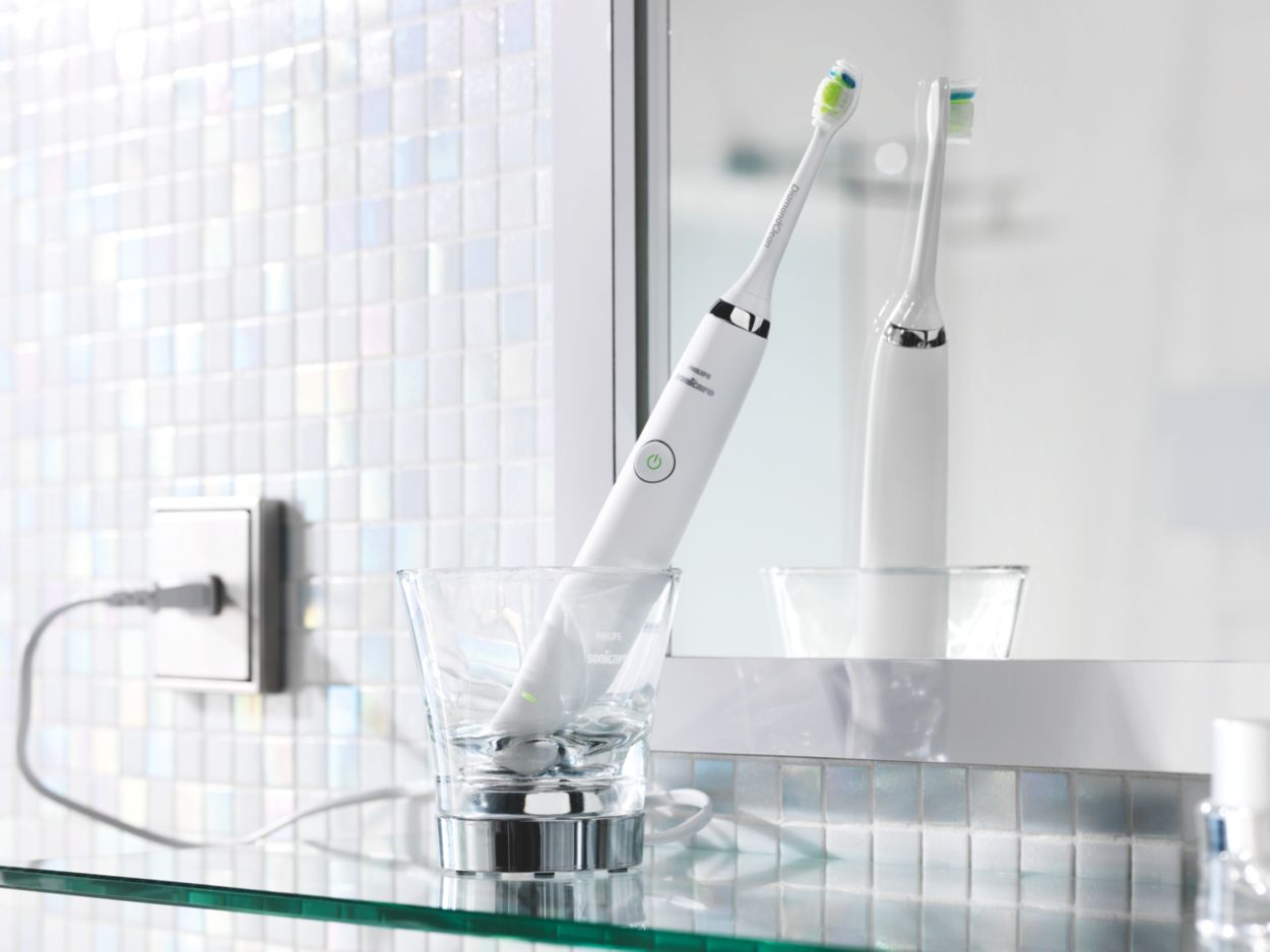 DiamondClean Sonic electric toothbrush HX9332/05 | Sonicare