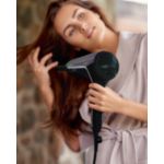 Aktiivne kuumakaitse kuni 22% säravamateks juusteks*.