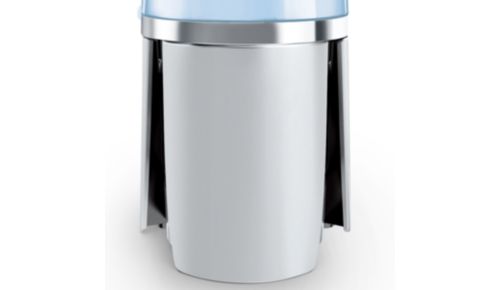 De oplader laadt op wanneer Philips VisaPure Essential is verbonden