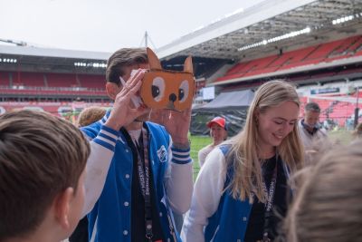 Arts verandert in PSV-mascotte Phoxy