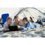 Гледайте любимите си HD ТВ програми* и DVD дискове, навсякъде