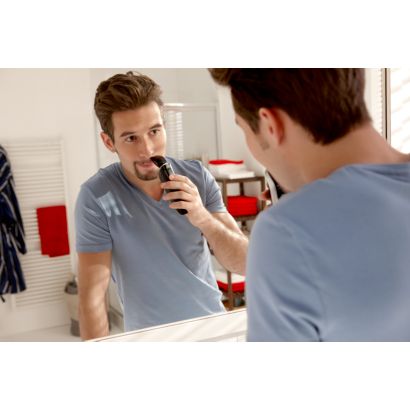 Philips Multigroom series 7000