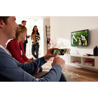 Simplemente desliza tus mejores momentos al televisor o Internet