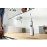 Clinically proven to provide superior cleaning *