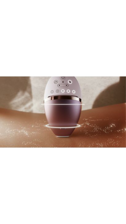 IPL hair removal device with light pulses