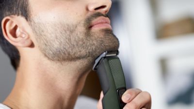 Elija una longitud de barba de 3 a 7 mm o el estilo de corte al ras