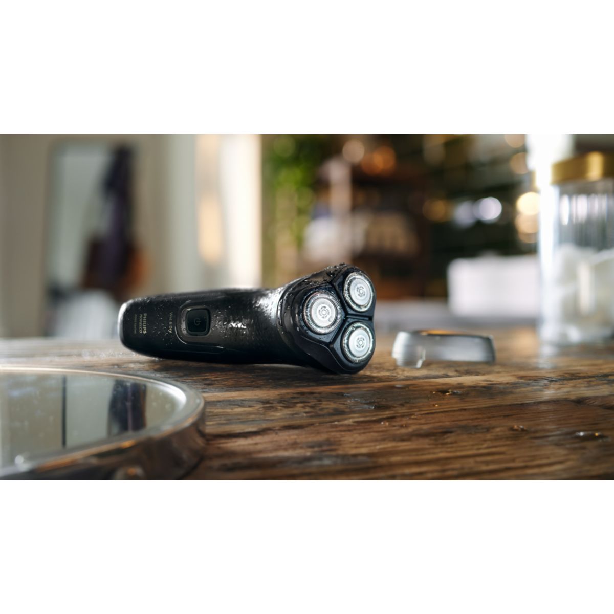 Norelco Shaver 2400 Wet & Dry Electric Shaver - thumbnail 10