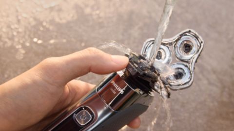 How to clean your S9000 shaver
