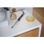 Elavad lokid ja lained, mis säravad