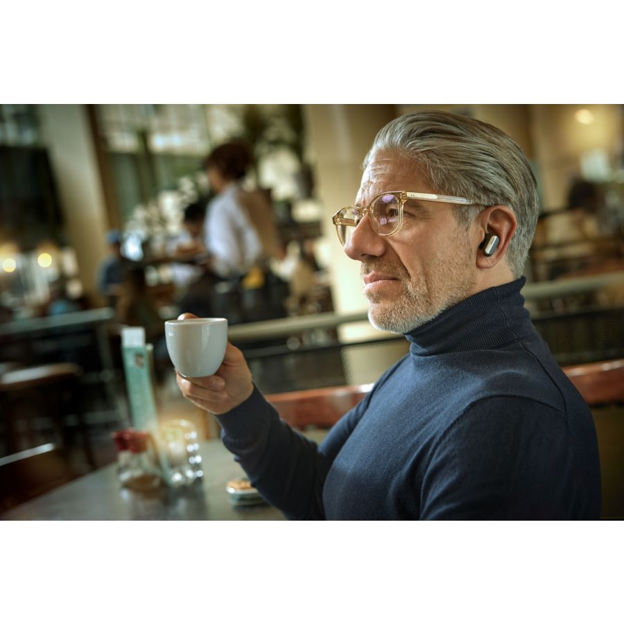 The earbuds that love to socialise