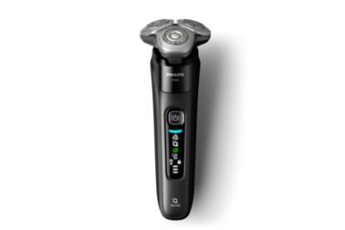 Wet and Dry Electric Shaver with SkinIQ