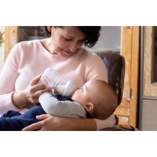 Avent Natural Response Bottle 260ml, flow 3 teat, giraffe deco, 1 piece