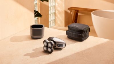 Norelco Head Shaver Pro 7000 Series Advanced Shaver with 90 min runtime - thumbnail 6