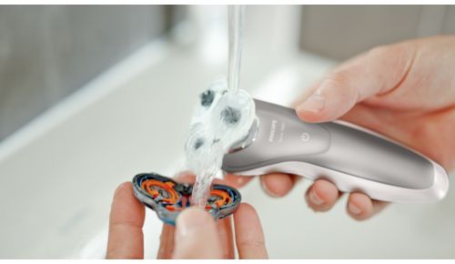 Rasierer kann unter fließendem Wasser gereinigt werden