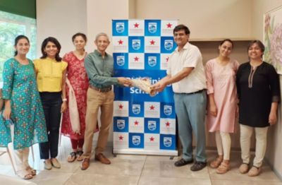 Group photo at launch of MRI Training School in India
