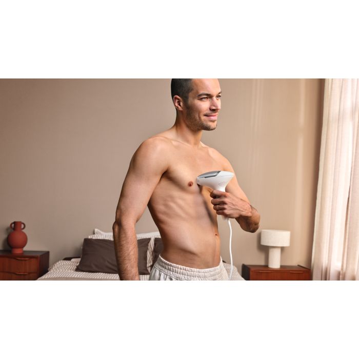 Lumea IPL 7000 Series IPL Hair removal device with SenseIQ BRI931