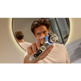 i9000 Prestige Ultra Rasoio elettrico Wet & Dry con SkinIQ Pro