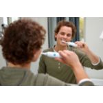 Se ha demostrado clínicamente que ofrece una limpieza superior*