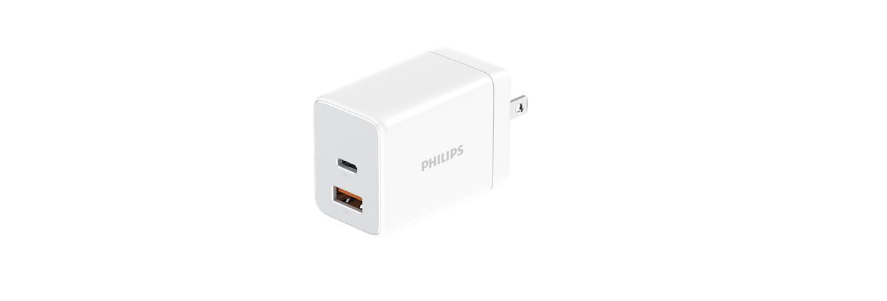 USB-A & USB-C ポート搭載コンセント式充電器