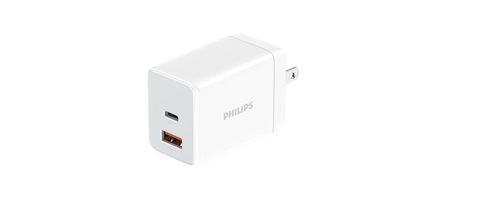 USB-A & USB-C ポート搭載コンセント式充電器