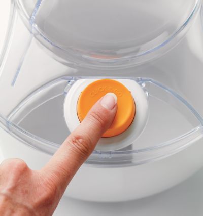 One touch (dis)assembly with Click&Go button