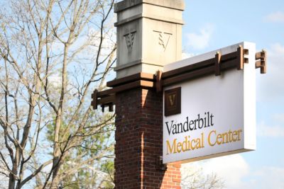 Ingangsbord van Vanderbilt Medical Center buiten de ziekenhuiscampus