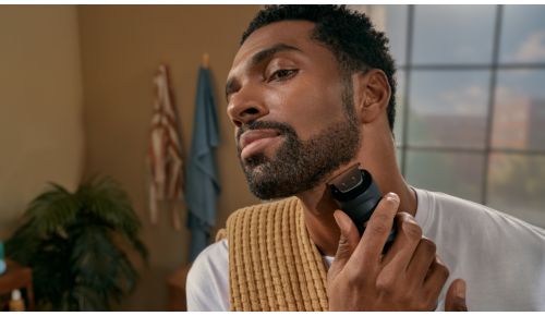 Rifinisci e modella la barba per un risultato pulito e definito