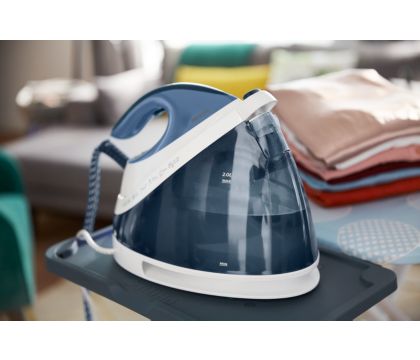 PerfectCare Viva Steam generator iron GC7041/37R1