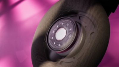 Angled 50 mm neodymium drivers. Authentic hi-fi sound