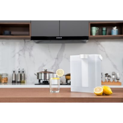 Philips Powered Pitcher