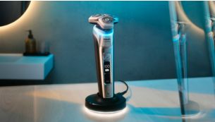 Opbevar og oplad din shaver i en holder med fantastisk lys