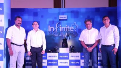 Philips India team at HL7707 mixer grinder Onam launch event
