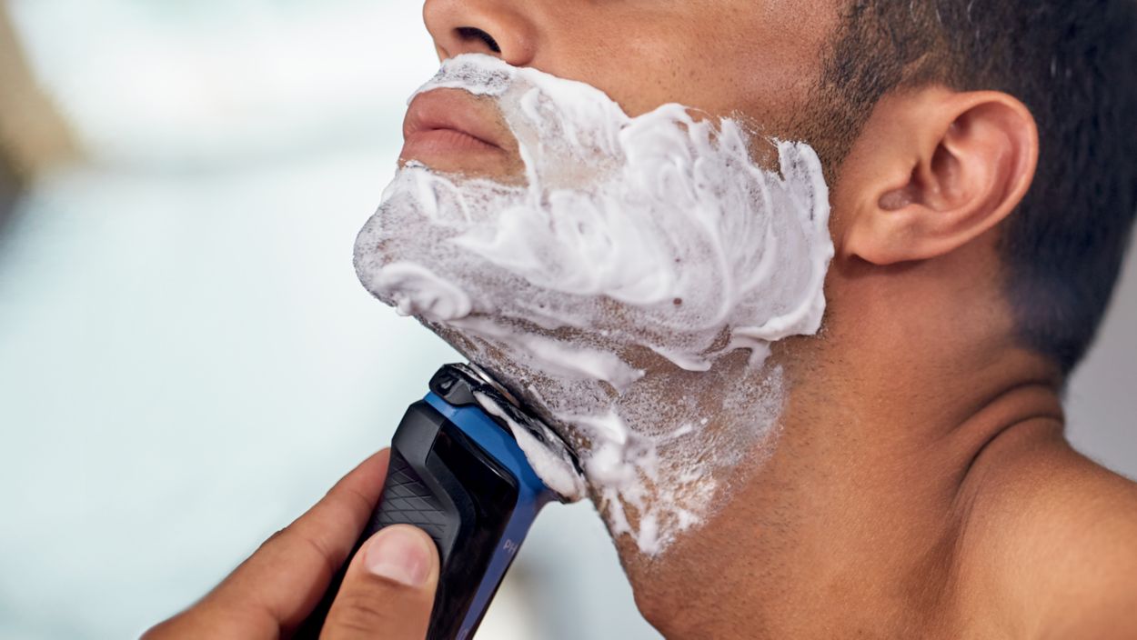 Shaver series 1000 ウェット＆ドライ電気シェーバー S1031/04 | Philips