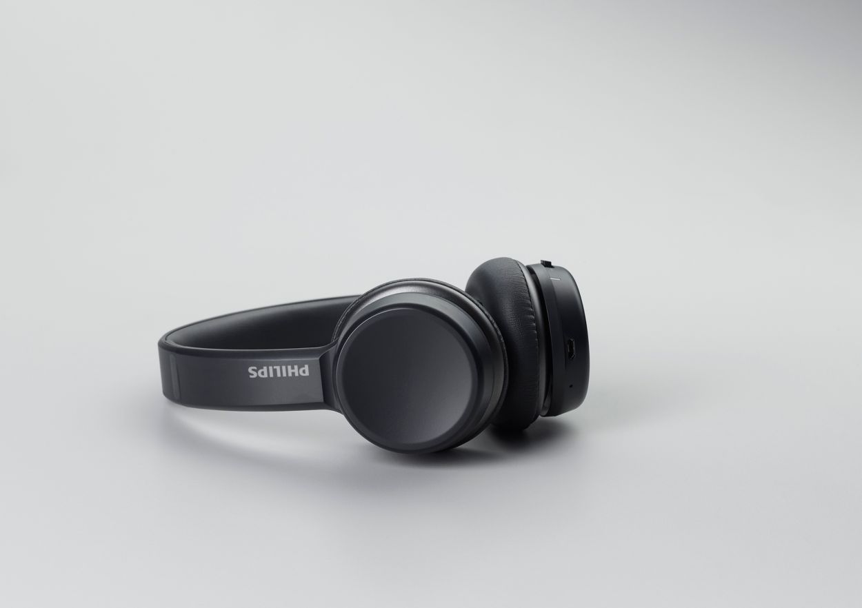 5000 series Wireless Headphone TAH5255BK/97 | Philips