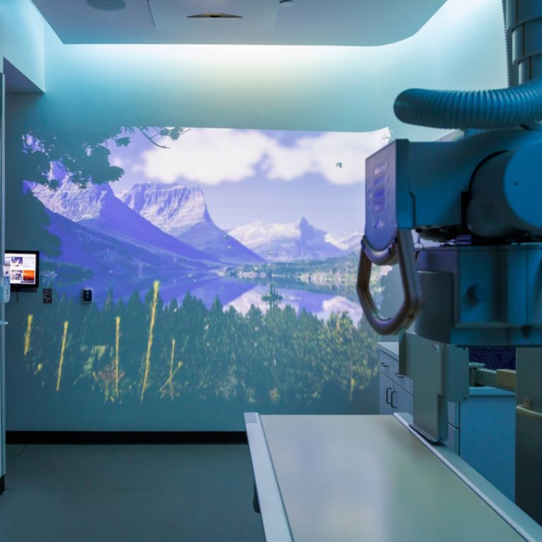 Ambient Experience theme ‘North America’ in X-Ray room at Children’s of Alabama