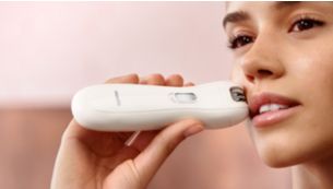 De mini-epilator is ideaal voor gevoelige gedeelten zoals de bikinilijn