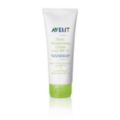 Soothes and protects from mild sun, wind and cold