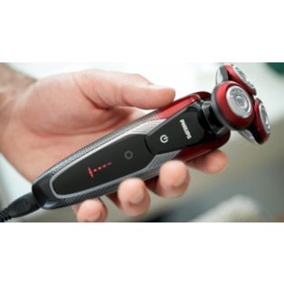 Shaver series 9000 Elektrischer Nass- und Trockenrasierer