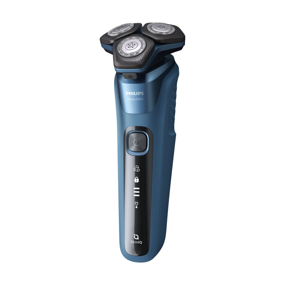 Electric grooming outlet razor