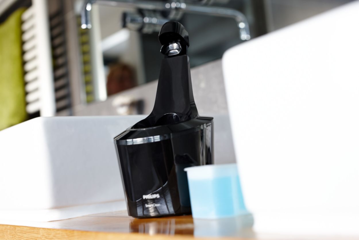 Philiprs電気シェーバーps9841/31クローム Shaver series 7000 ウェット＆ドライ電気シェーバー S7311/26 | Philips