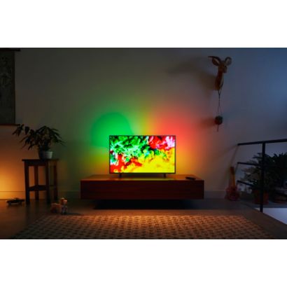 Ultratenký 4K UHD LED televizor Smart