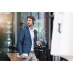 Design atraente. 30 horas de tempo de reprodução