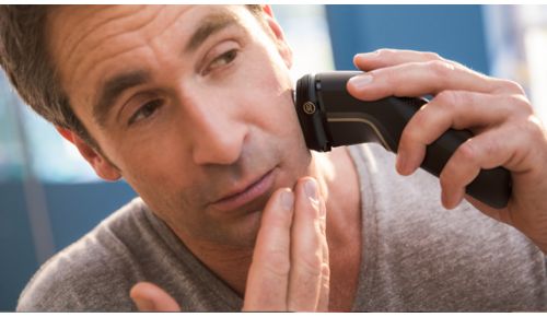 60 minuti di rasatura senza filo dopo una ricarica di 1 ora