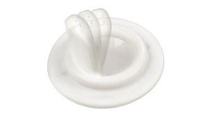 Soft, flexible spout for an easy first step